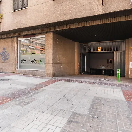 Avenida del Sur con parking-2